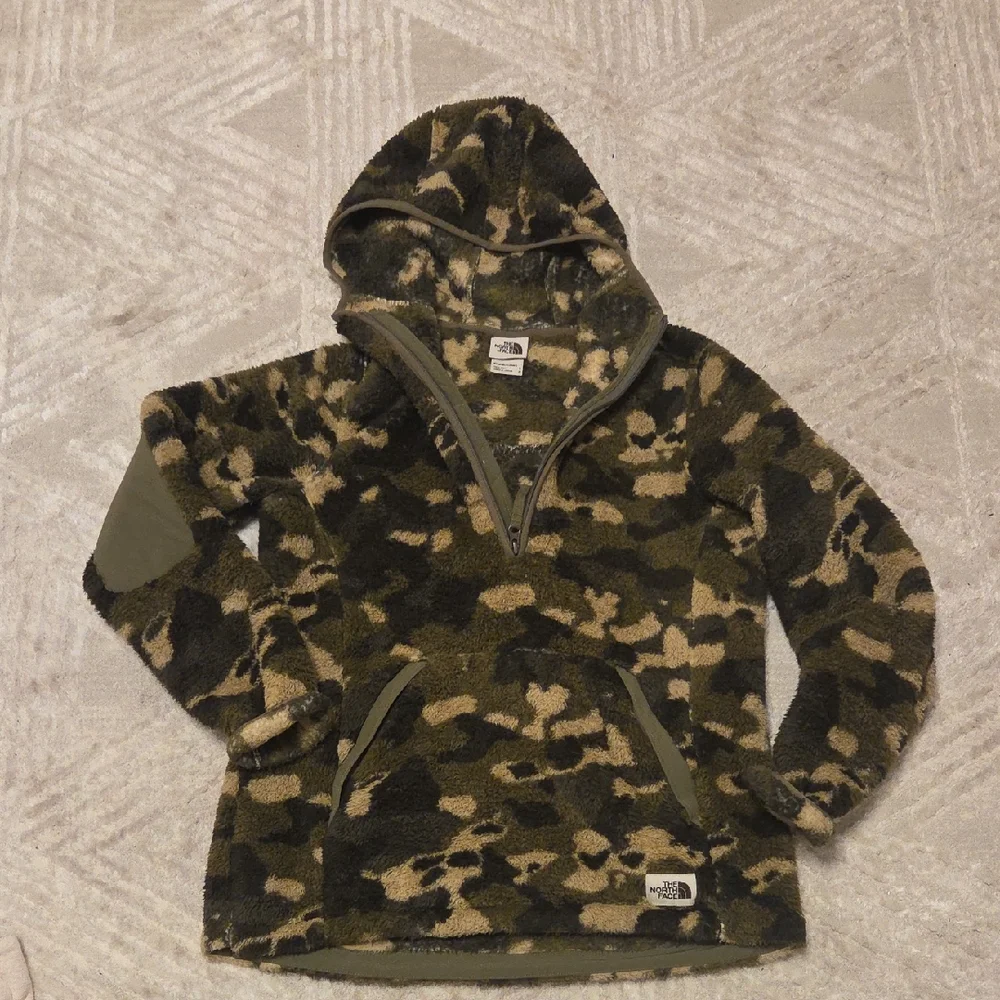 The North Face Women's Camouflage Fleece Hoodie - Picture 1 of 4